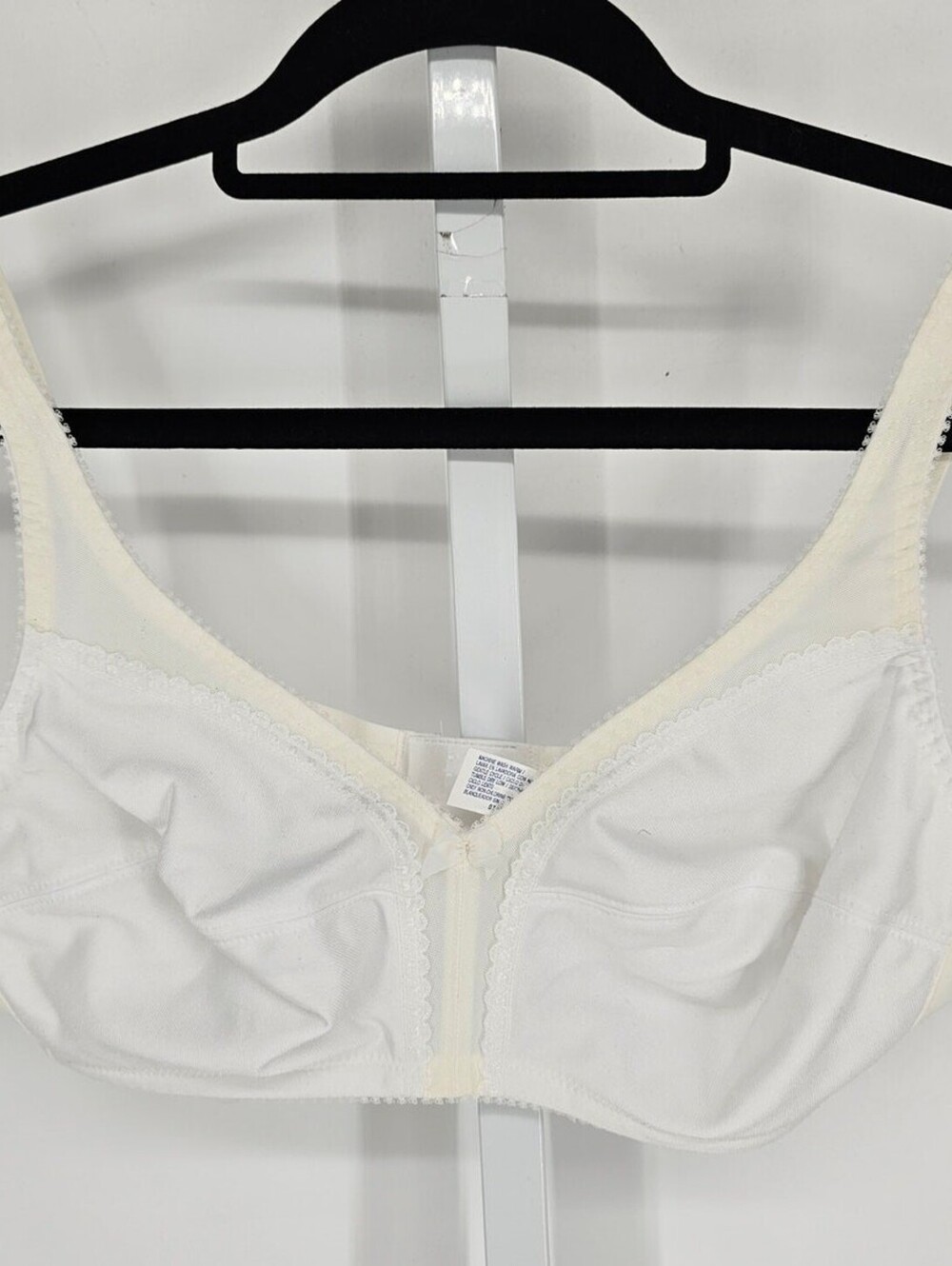Vintage 1980s Womens Sz 36C Unlined Full Coverage T Shirt Bra White